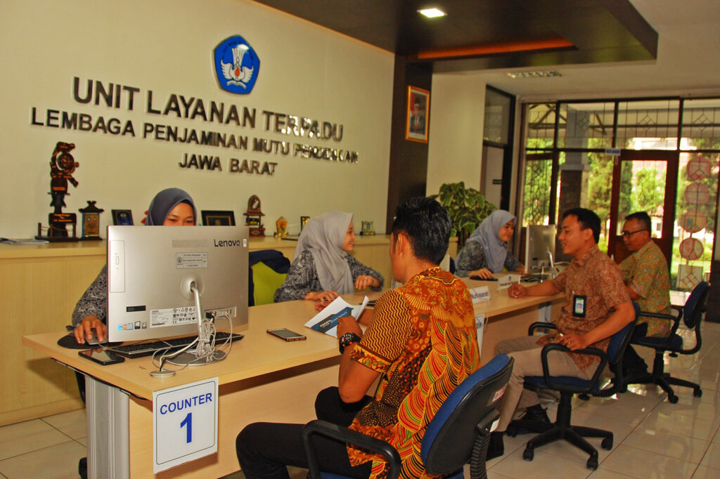 ULT2-low-1024x682