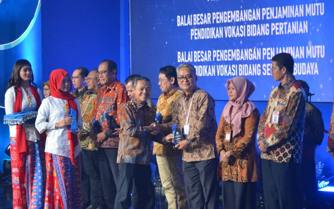 BBPMP Jabar Raih Dua Penghargaan Nasional, Perkuat Kinerja Akuntabilitas dan Keterbukaan Informasi