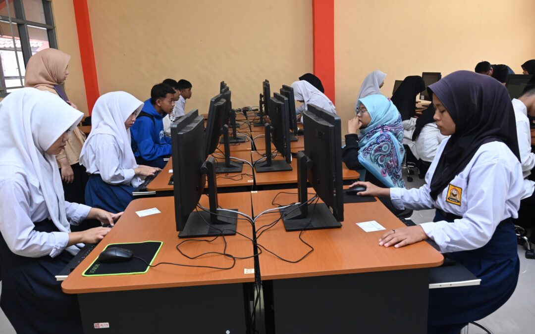 Pelaksanaan TKA Paket B di SMPN 17 Bandung Dorong Akses Pendidikan Setara dan Inklusif